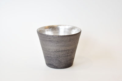 黒×シルバー　コップ